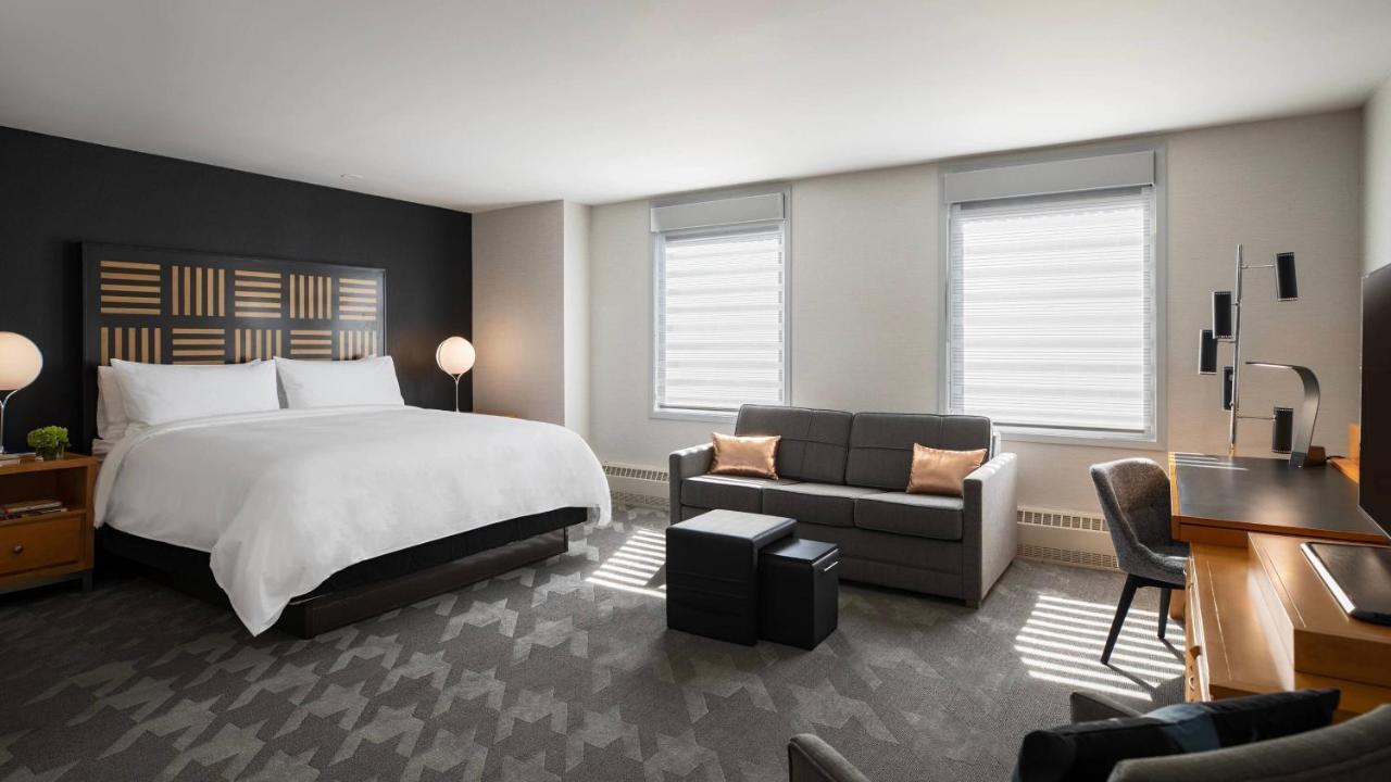 Hotel Renaissance Savery 3*