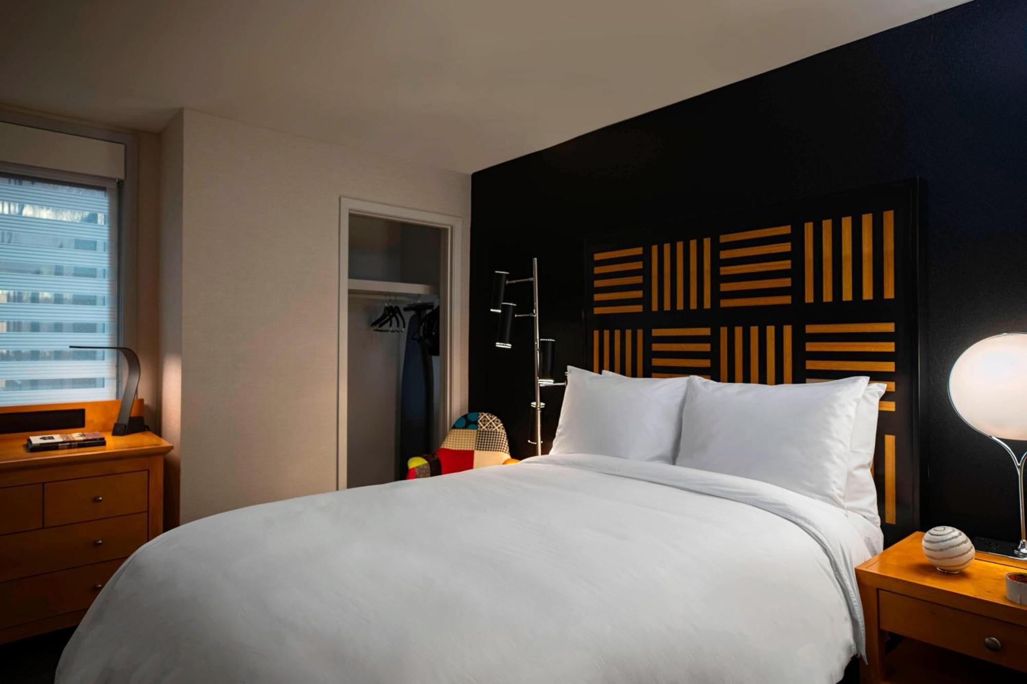 Hotel Renaissance Savery 3*
