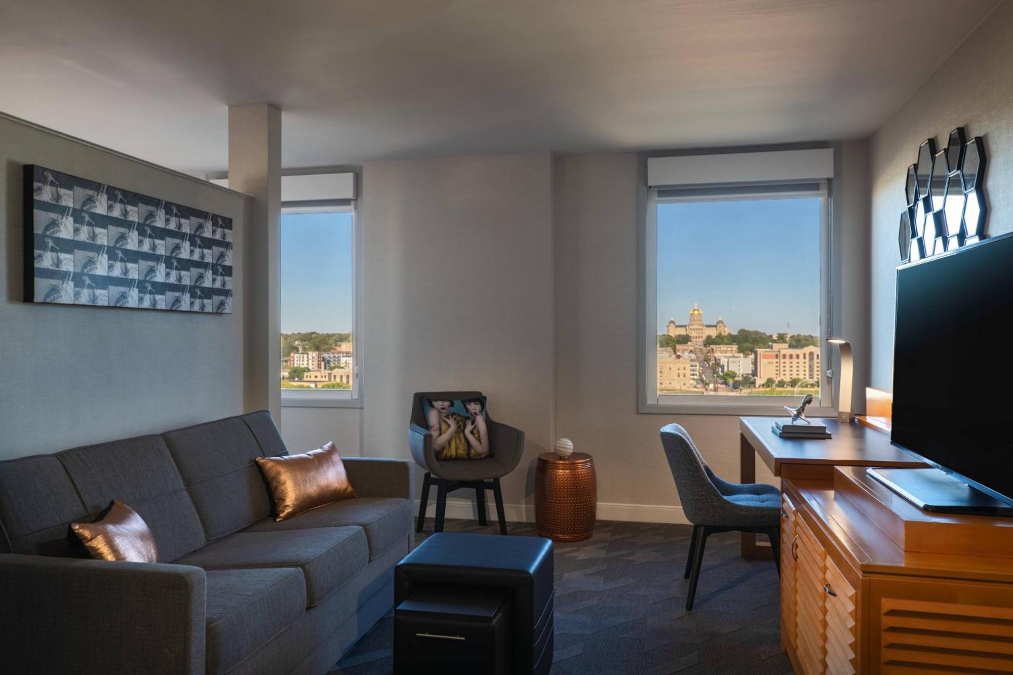 Hotel Renaissance Savery Des Moines