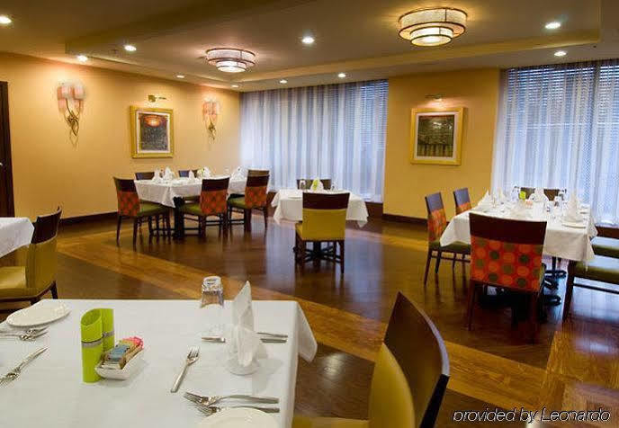 Hotel Renaissance Savery