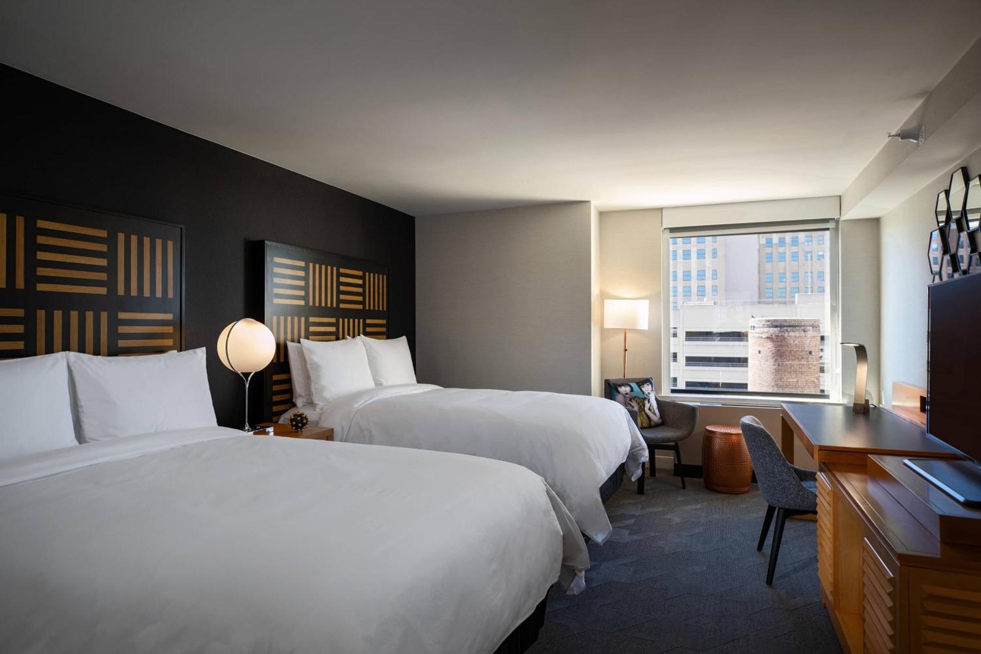 Renaissance Savery Hotel Des Moines